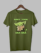 Футболка чоловіча чорного кольору з принтом Бейбі Йода "BABY YODA DAA DAA", фото 3