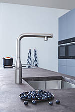 Змішувач для кухні з висувним виливом Grohe Essence SmartControl (31615DC0), фото 4