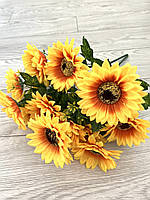 Штучний букет соняшників. Соняшники декоративні (44 см, 7 квіток)