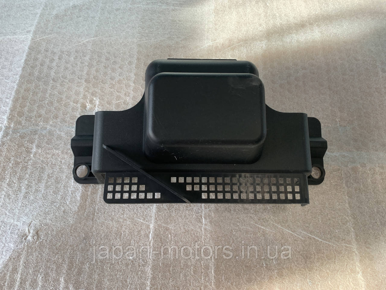 Накладка замка капота Mazda 3 BM 2013- BHN9501C0 BHN9501C0A (ID ...