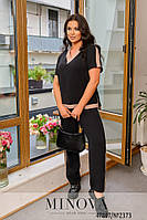 Жіночий чорний брючний костюм блуза прямого крою і штани з контрастними вставками з 48 по 68 розмір