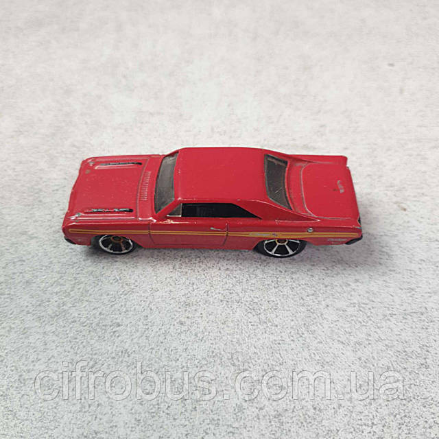 Игрушечная машинка техника Б/У Hot Wheels Chrysler Group LLC 2013