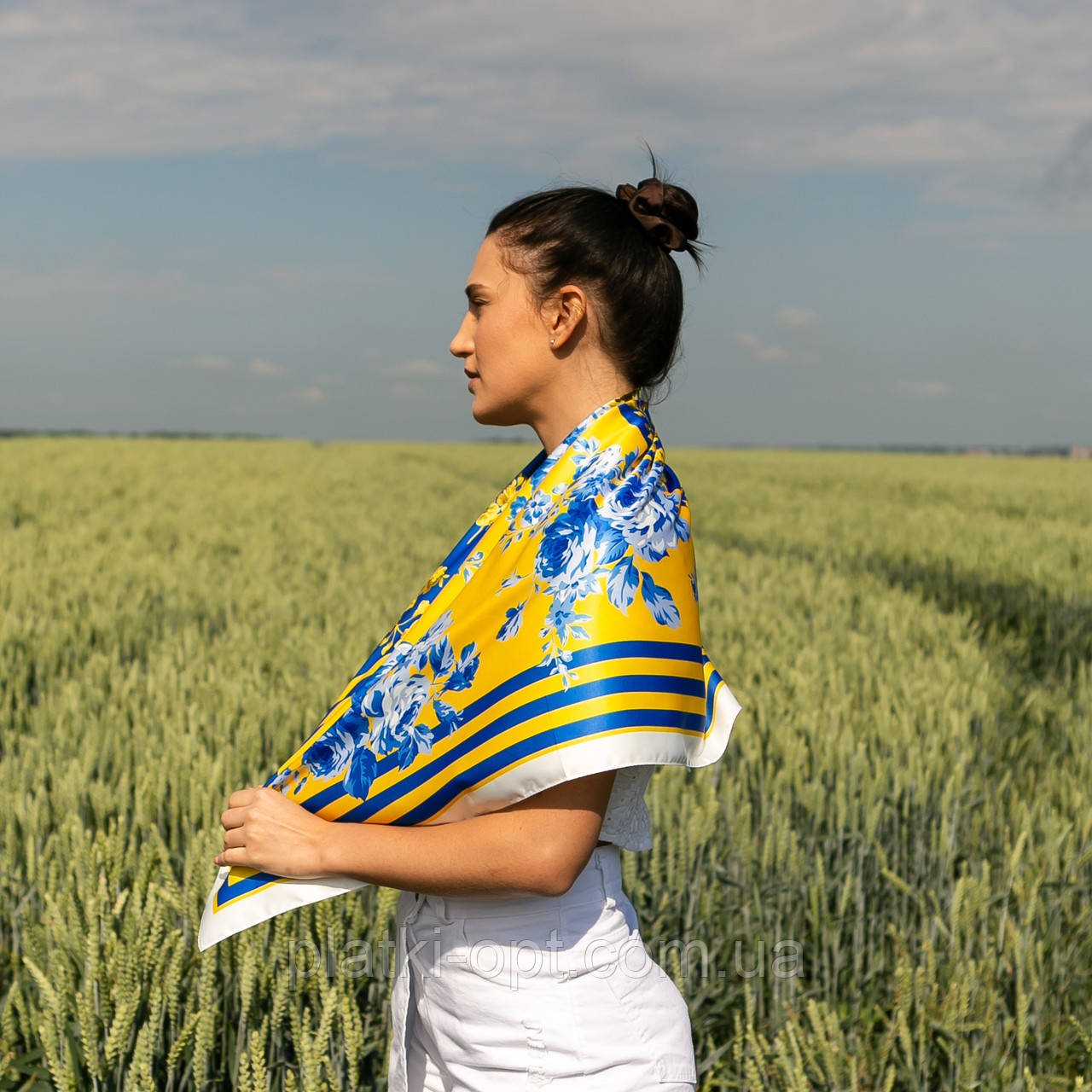 Хустка патріотична (атлас) 90х90 см., фото 1