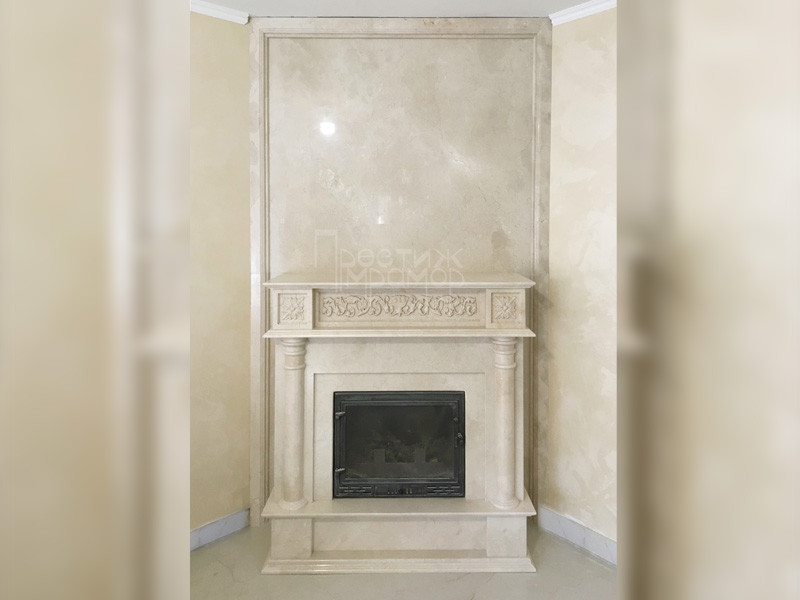 Каміни з мармуру