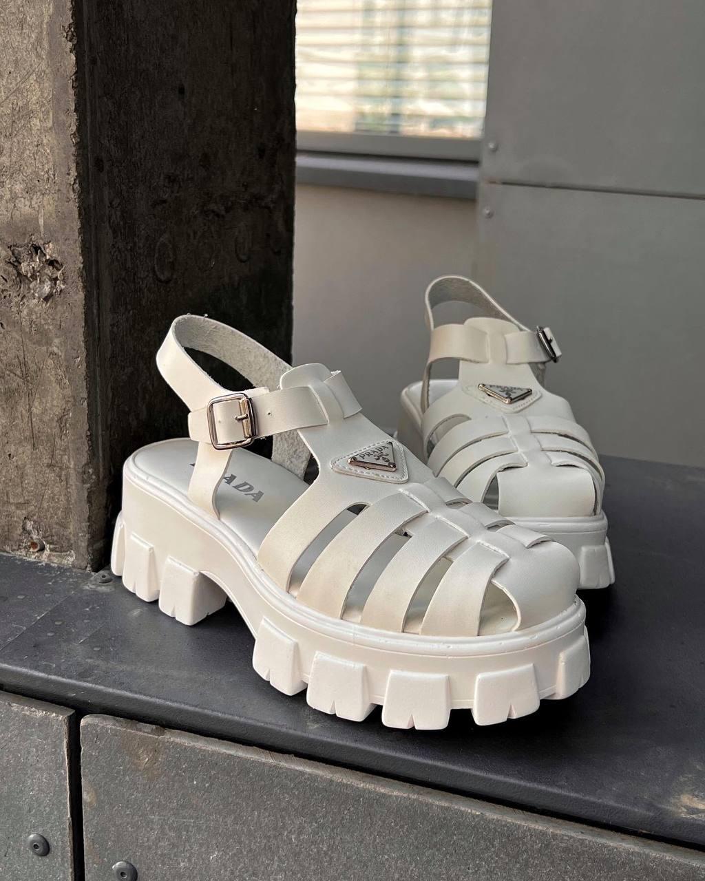 White hotsell jelly heels