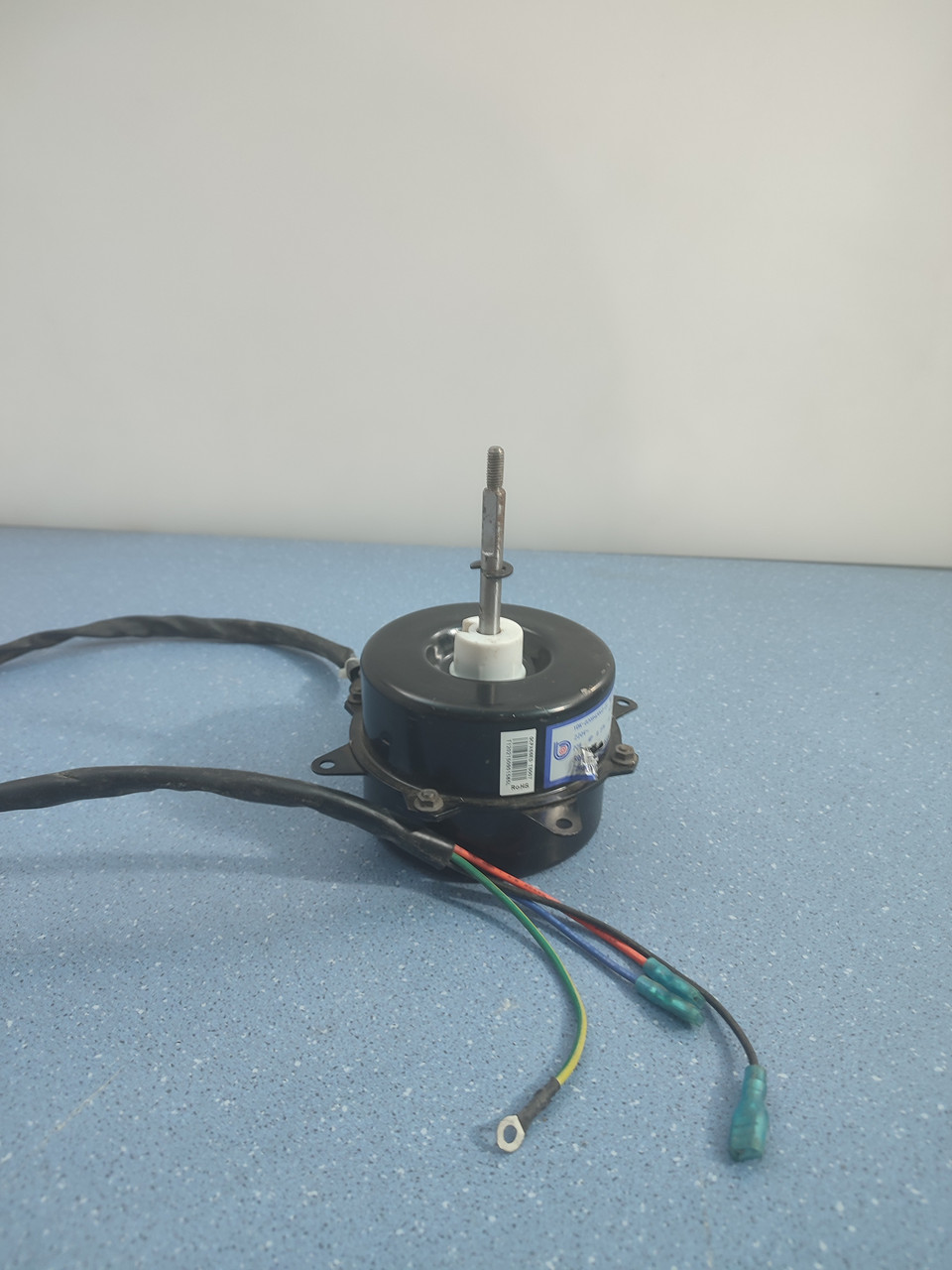 Мотор зовнішнього блока для кондиціонера YDK-020S42003-01 20W