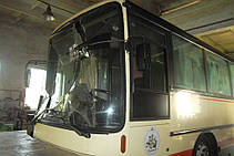 Изготовление и замена лобового стекла на автобусе Van Hool Alizee в Никополе (Украина) 4