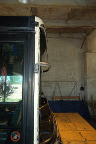 Изготовление и замена лобового стекла на автобусе Van Hool Alizee в Никополе (Украина) 8