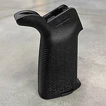 Рукоятка пістолетна Magpul MOE® Grip - AR15 / M4 (MAG415), колір Чорний, фото 6