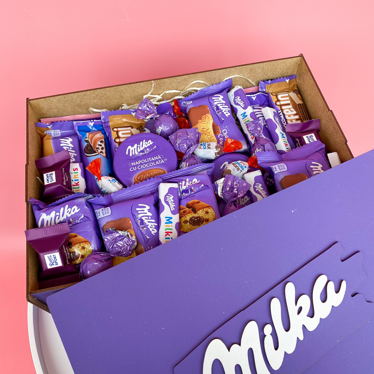 Подарочный бокс "Набор Milka" для девушки в деревянной коробке со ...