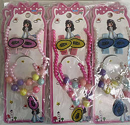 Дитячий набір біжутерії мікс. Набір з 3х предметів: намисто, браслет та заколки