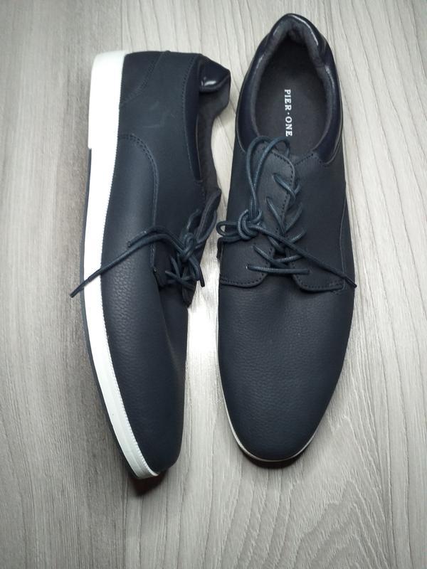 Sneakers pier one outlet