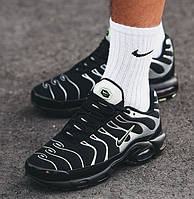 Мужские кроссовки Nike Air Max Tn Plus летние. Аир макс Тн весна-осень повседневные черные с зелен. Живое фото