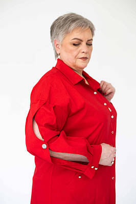 Блуза червоного кольору з фігурними рукавами