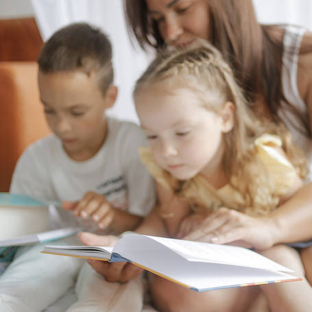 Книги для батьків та дітей