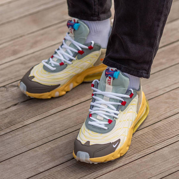 Nike 270 travis scott deals