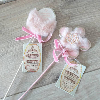 Великодні подарунки та прикраси