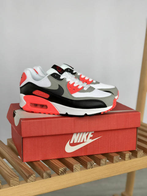 Nike Air Max 90 
