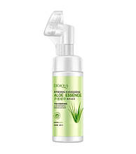 Опт Пінка для вмивання з масажною щіточкою Bioaqua Aloe Moisturizing Massage Cleanser, 120 мл