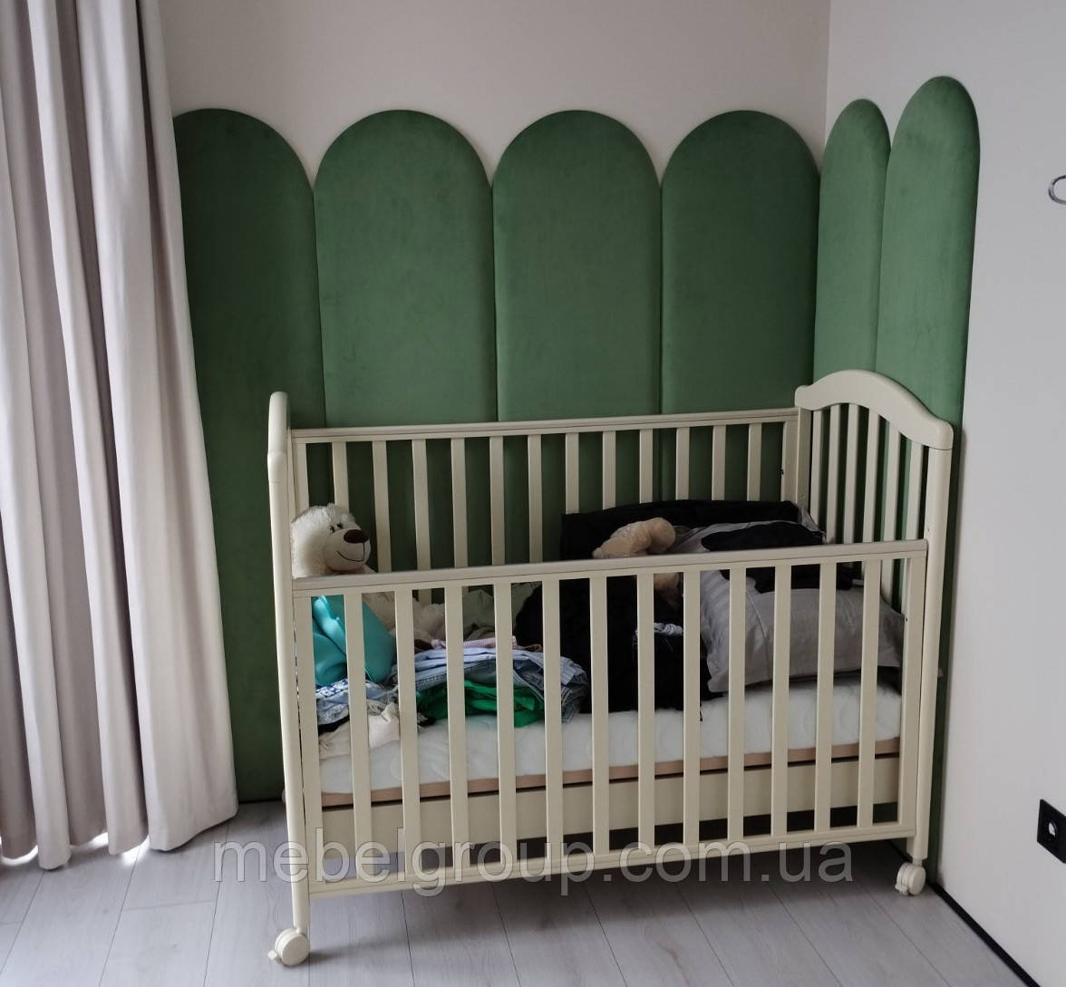 Стінова панель у дитячу Вертикальні смуги