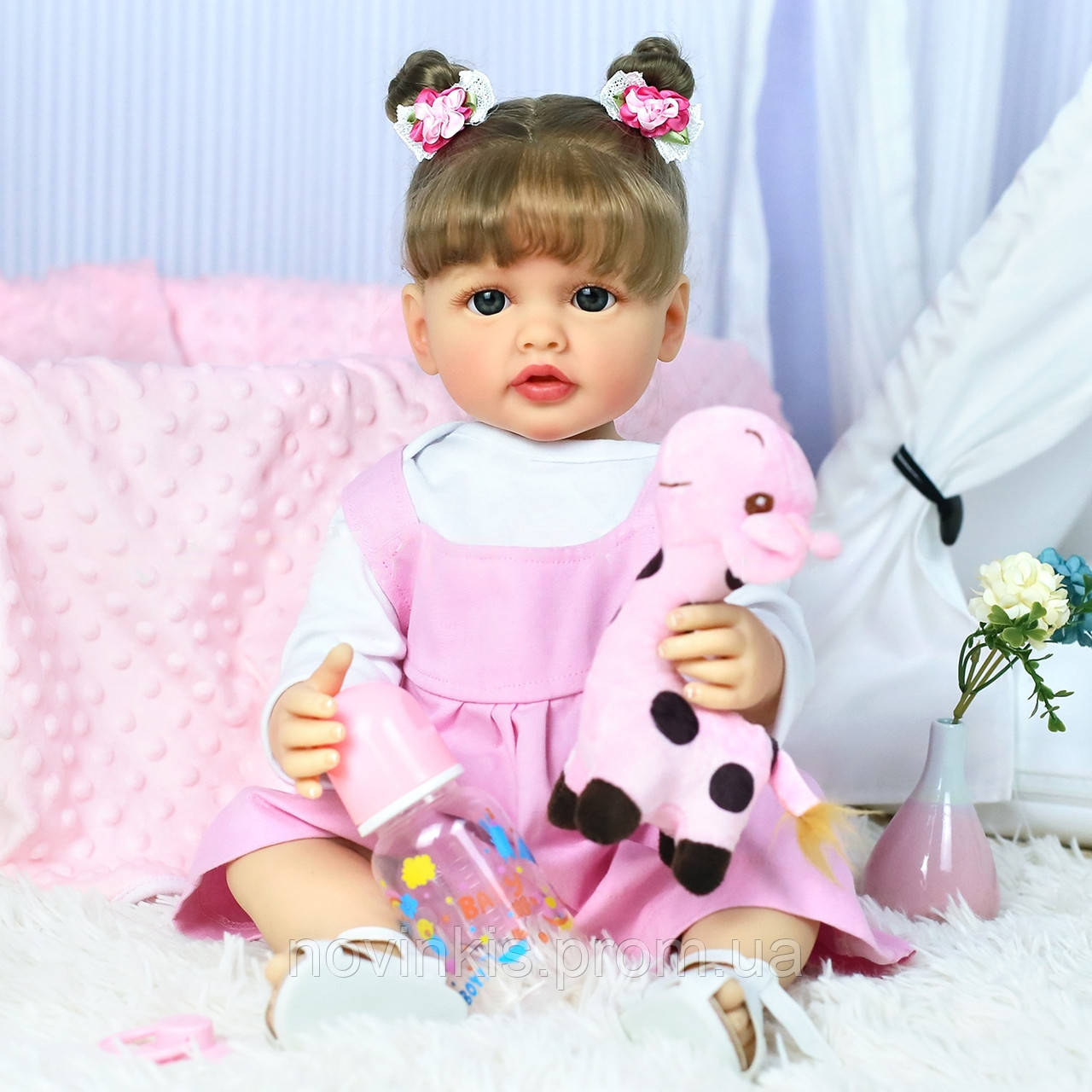 Лялька Реборн (Reborn) 55 см вініл-силіконова Ангеліна в наборі з соскою, пляшкою та іграшкою Можна купати