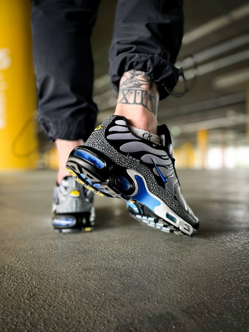 Nike Air Max Plus TN Schwarz Grey Blue