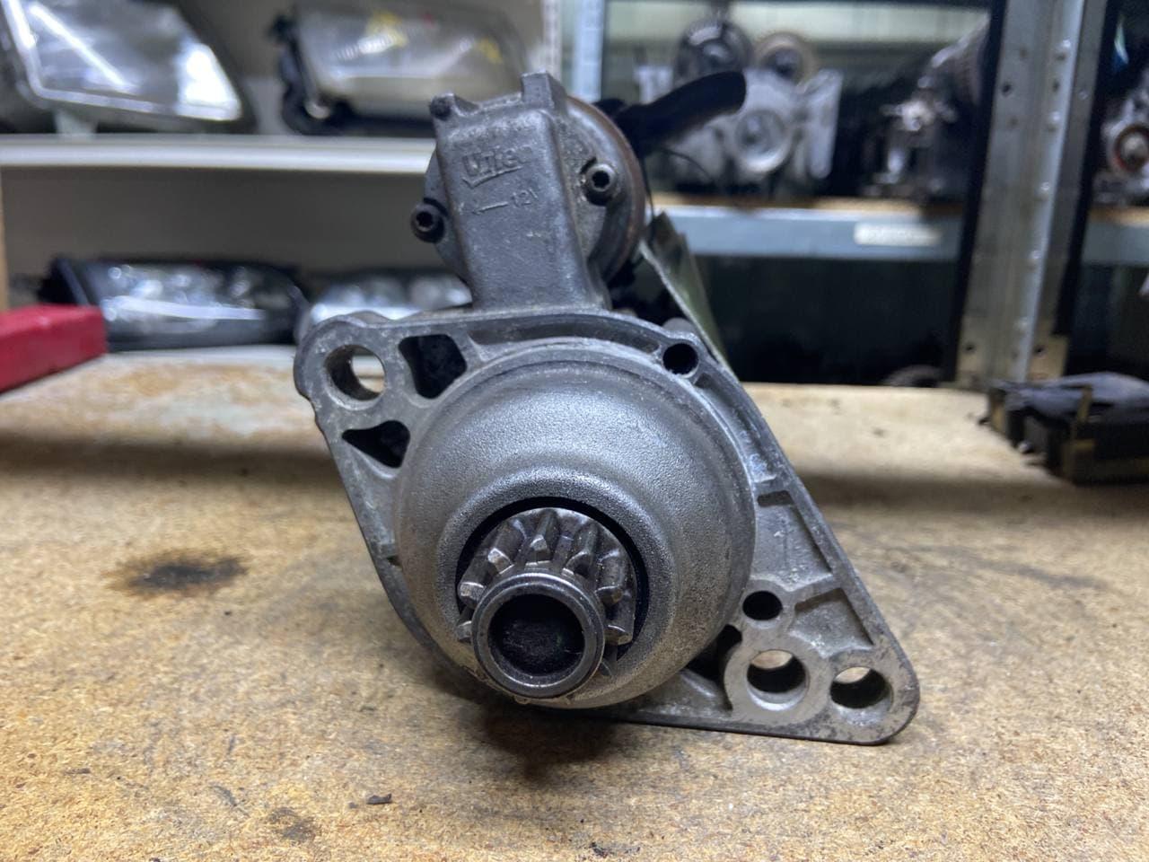 Стартер Volkswagen Passat B6 1.9 TDI 2.0 KW Valeo, фото 1