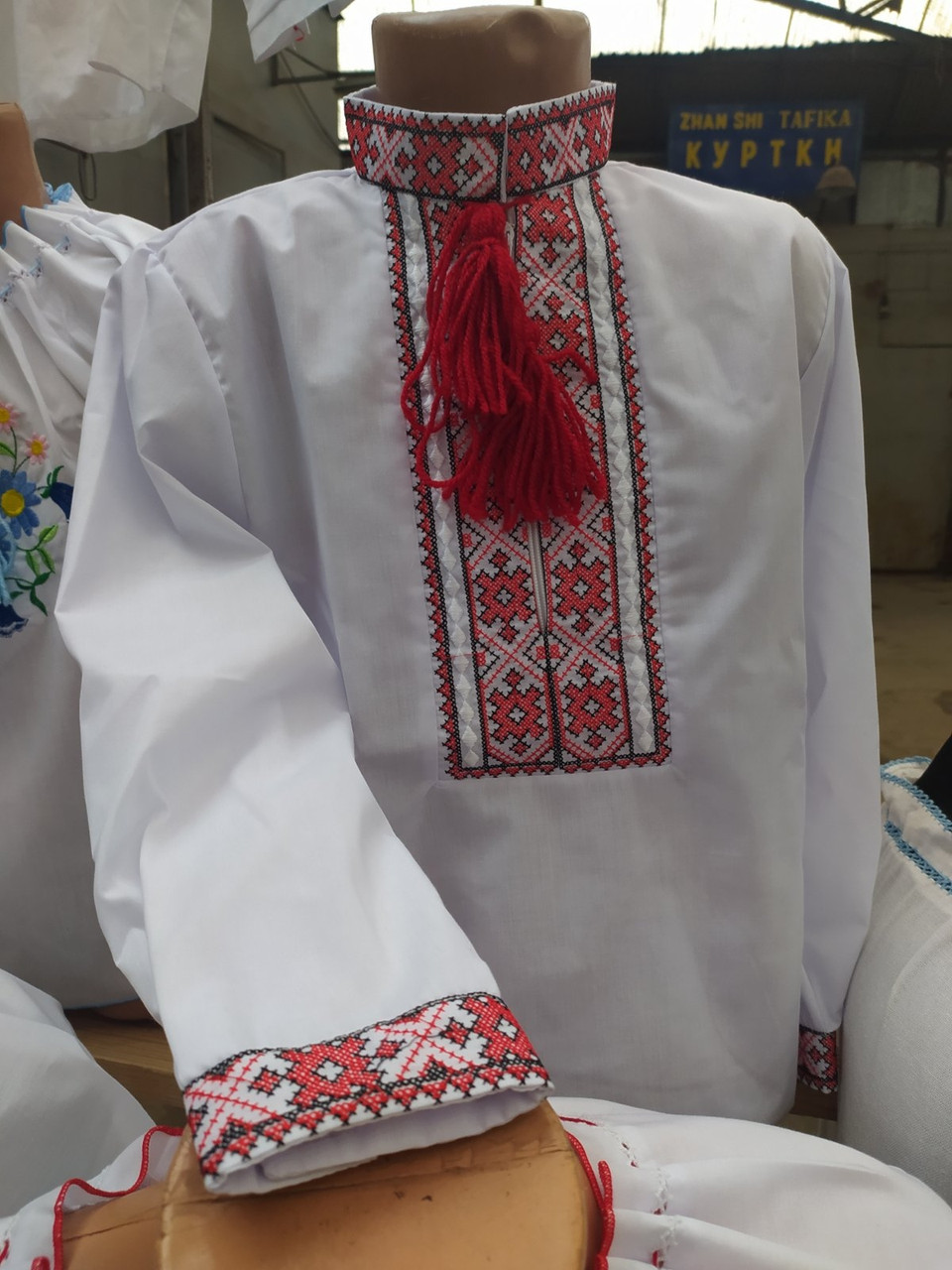Вишиванка для хлопчика.