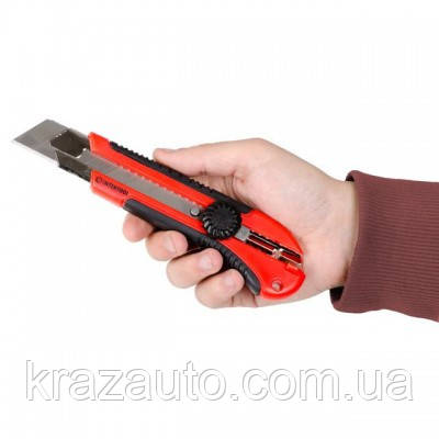 Ніж сегментний 25 мм, металева напрямна, погумована ручка INTERTOOL HT-0526