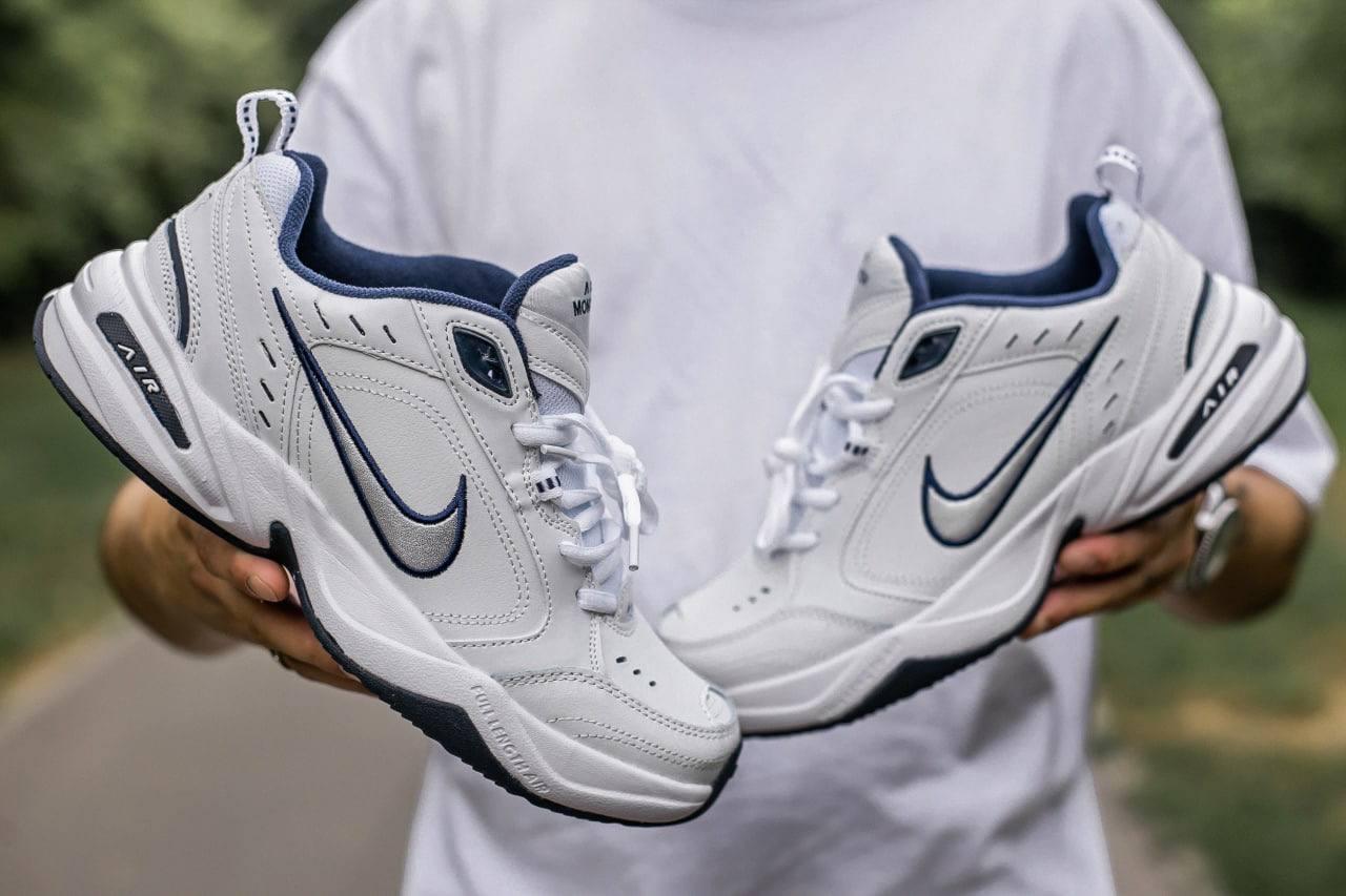 Nike air cheap monarch 1