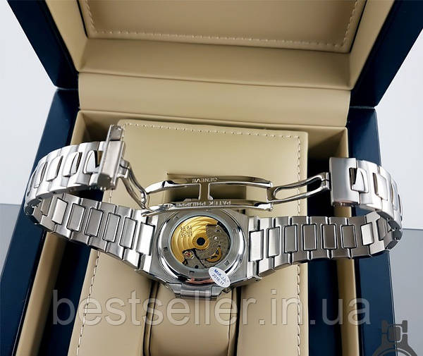 Patek philippe nautilus silver blue cheap