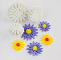 Набор плунжеров для мастики "Цветки" - в наборе 3шт., диаметр самого большого цветка 5,5см, пластик
