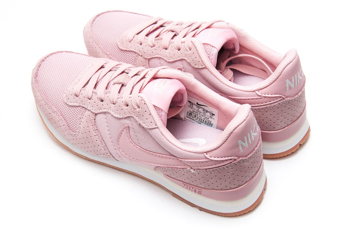 Nike internationalist cheap 36