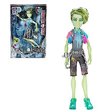 Monster High Porter Geiss CGV19 Лялька Монстр хай Портер Гейс Населений примарами