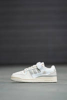 Світлі жіночі кроссівки Adidas Forum 84 Low. Модні кросси для дівчат Адідас Форум з липучкою., фото 3