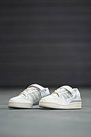 Світлі жіночі кроссівки Adidas Forum 84 Low. Модні кросси для дівчат Адідас Форум з липучкою., фото 4