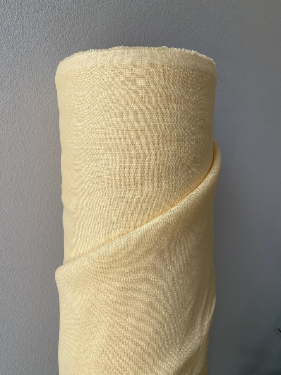 Ніжно-жовта сорочково-платтєва лляна тканина, колір 764