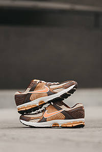 Чоловічі Кросівки Nike Zoom Vomero 5 Brown 41