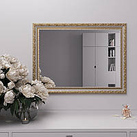 Настенное зеркало в узкой белой раме 80х60 с патиной золота Black Mirror для дома в комнату