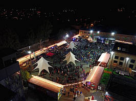 Шатер для юнілеїв днів народжених замовити