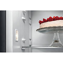 Холодильна камера Whirlpool вбудована, 177x54х54, 314л, А++, ST, білий, фото 5