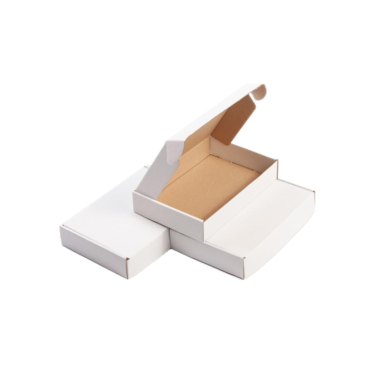 Картонні коробки самозбірні 215х145х40, білі