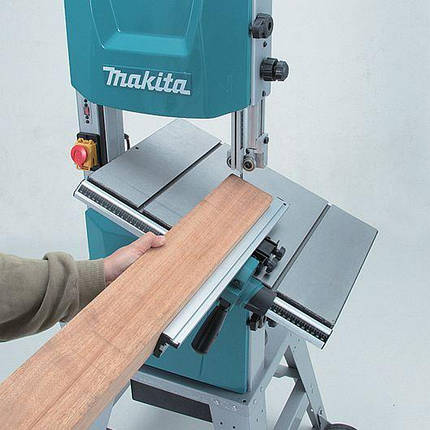 Пила стрічкова Makita LB1200F, 900Вт, ВхШ різу 165х305мм, швидкість різу 400-800 м/хв, стіл 560х400мм, 81.2кг, фото 3