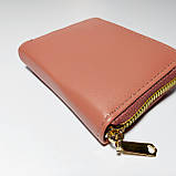 Гаманець маленький на блискавці пудровий із декором кот 09, фото 3