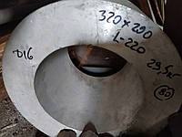 Втулка алюмінієвая Д16 320х200х220