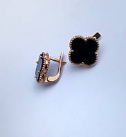 Срібні сережки "Чорна конюшина" з оніксу з англійським замком Сережки срібло жіночі