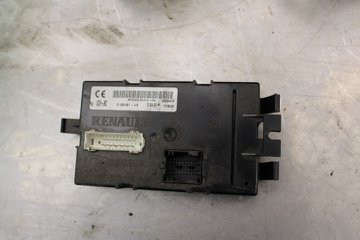 Блок іммобілайзера 1.9 DCI OPEL Vivaro 00-14 (ОПЕЛЬ ВІВАРО) 8200156017 P8200156016d