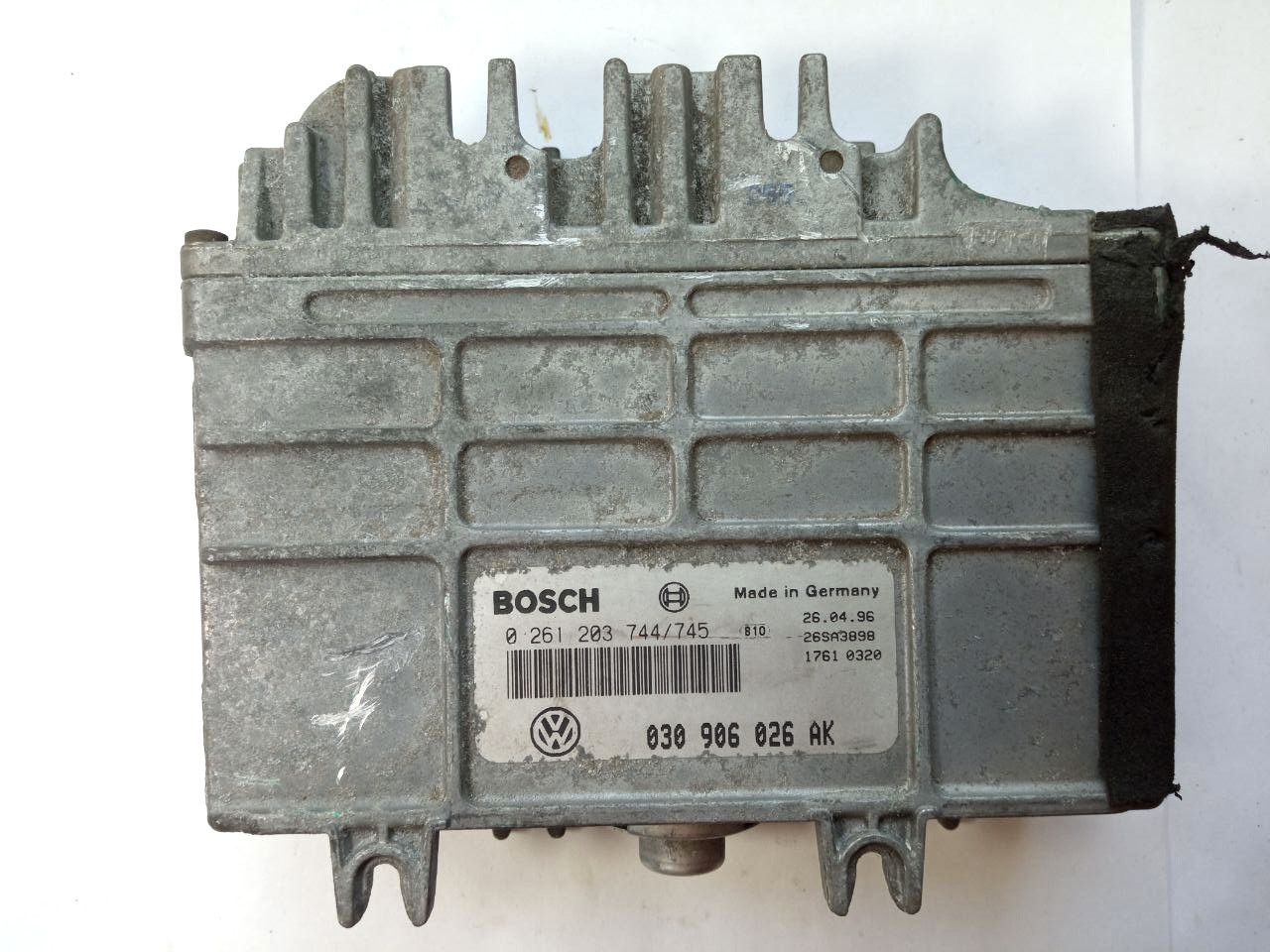 Електронний блок керування volkswagen Polo 0261203744/745 / 030906026AK / 0261203744 / 0 261 203 744, фото 1
