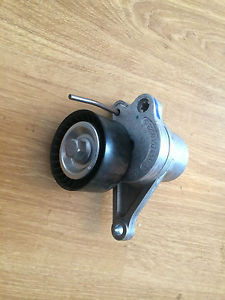 Натяжний механізм ременя генератора 2.0 DCI OPEL Vivaro 00-14 (ОПЕЛЬ ВІВАРО) 8200357406