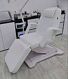 Косметологічна кушетка в білому кольорі з електроуправленням на 3 двигуни 2214АI-H HEATING ВІДЕООБЗОР, фото 2